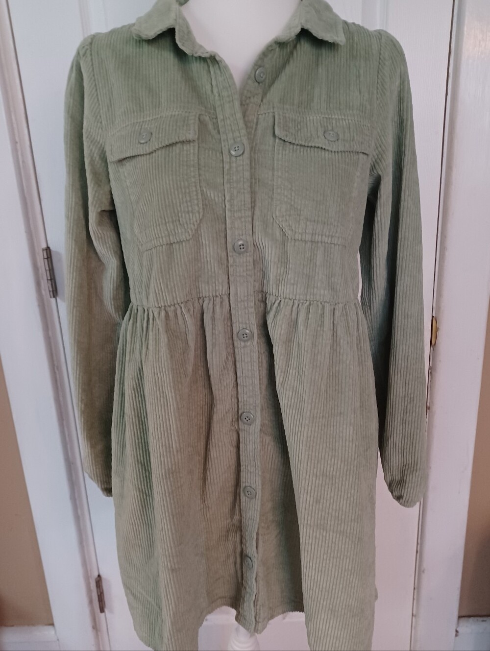 American Eagle Green Oversized Corduroy Babydoll Button Up Shirt/Dress